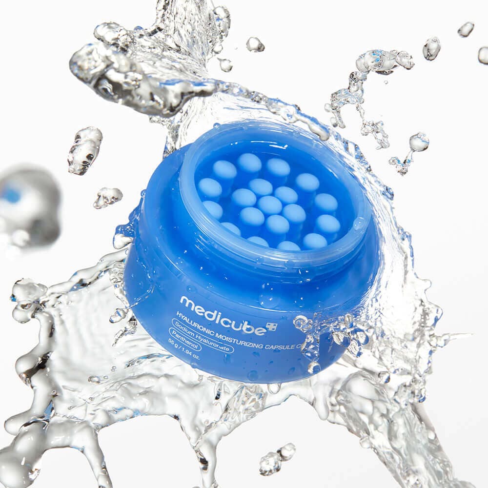 Крем капсульный с гиалуроновой кислотой | Medicube Hyaluronic Moisturizing Capsule Cream 55g