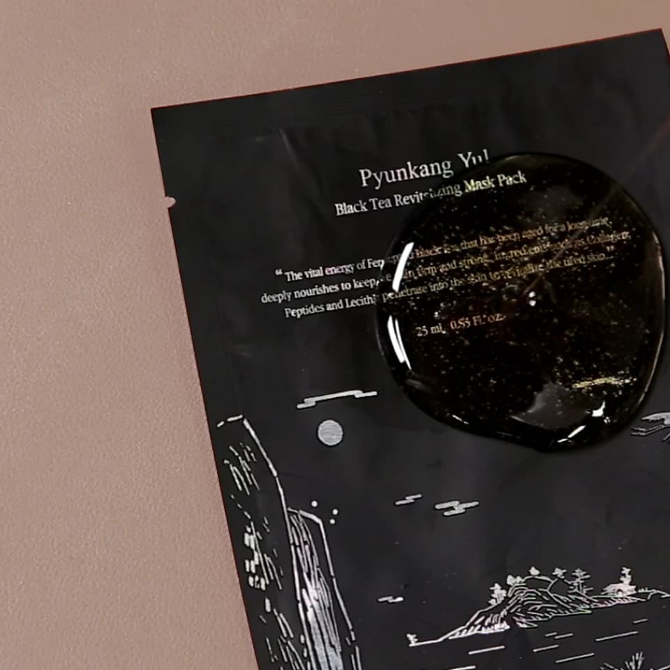 Маска тканевая восстанавливающая | Pyunkang Yul Black Tea Revitalizing Mask Pack 25ml