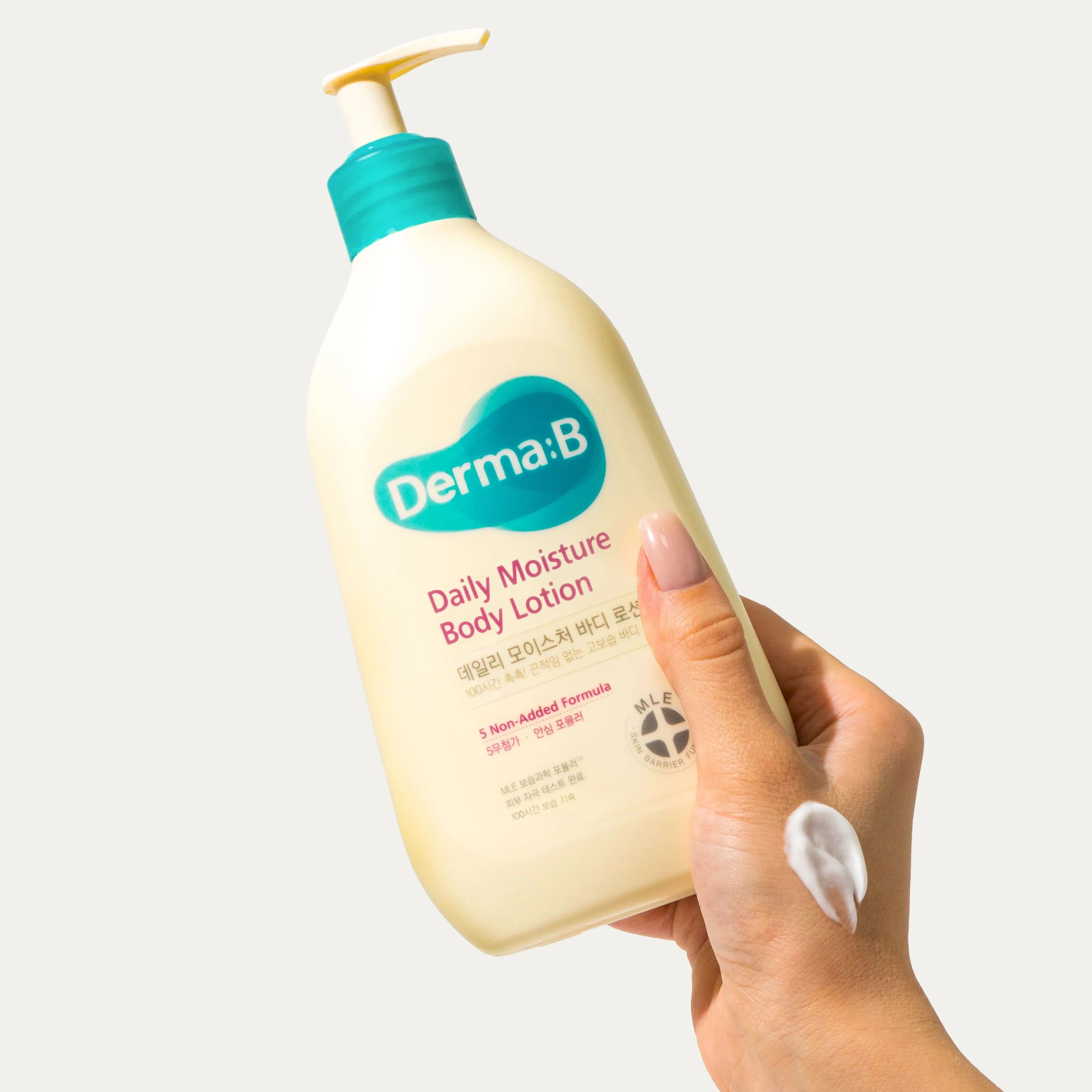 Лосьон для тела | Derma:B Daily Moisture Body Lotion 400 ml - фото 2