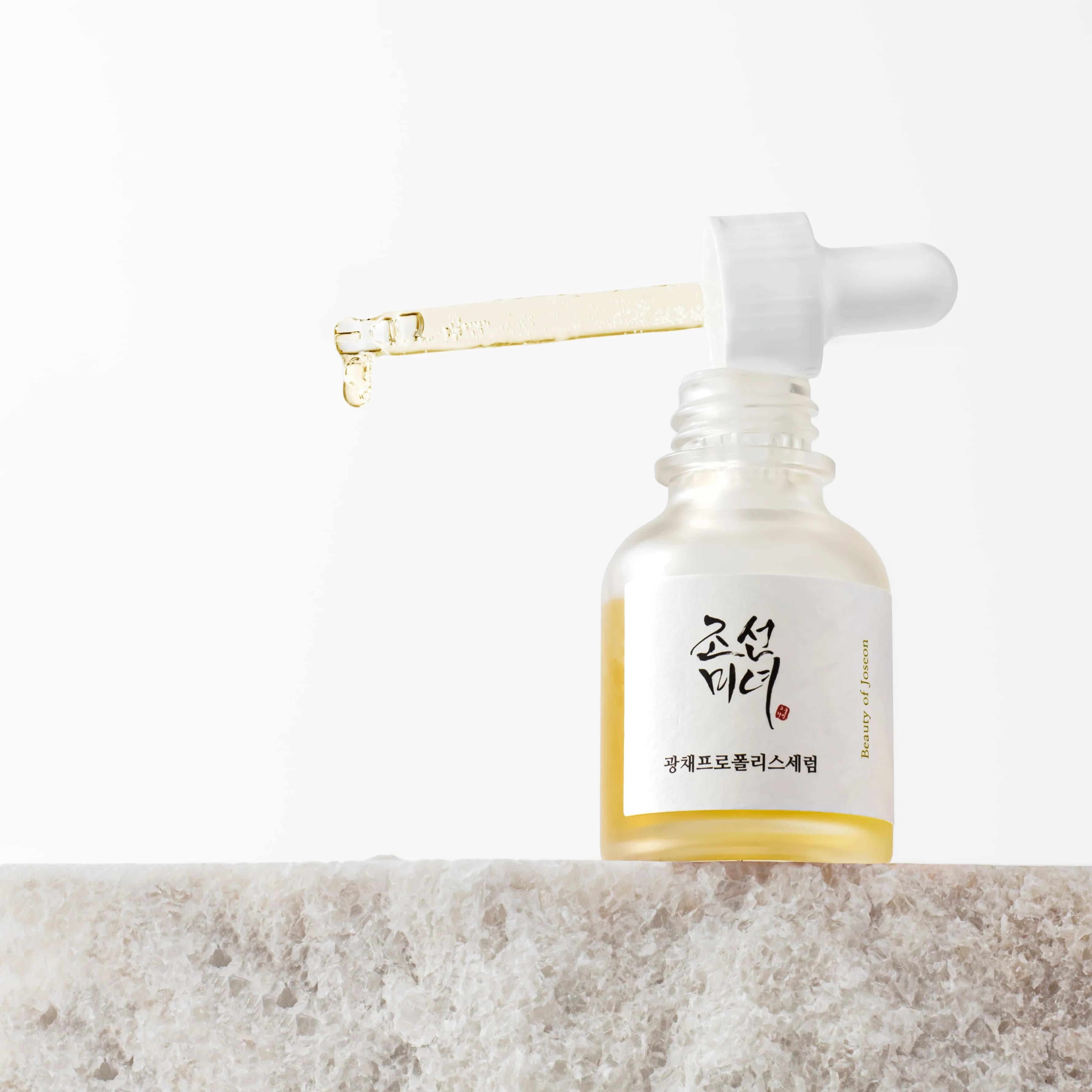 Сыворотка осветляющая с прополисом и ниацинамидом | Beauty of Joseon Glow Serum: Propolis+Niacinamide 30 ml - фото 2