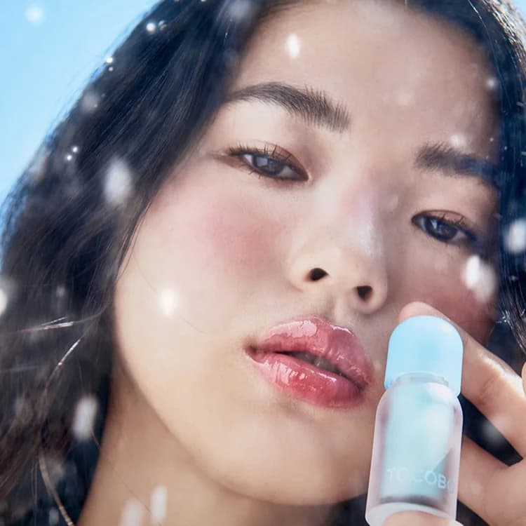 Масло для губ с плампинг-эффектом | Tocobo Juicy Berry Plumping Lip Oil Glam Max 00 Frozen Berry - фото 3