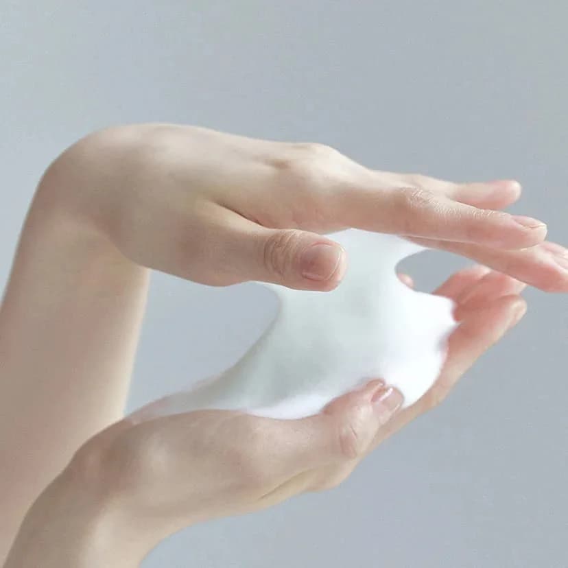 Пенка очищающая на основе нони | Celimax The Real Noni Acne Bubble Cleanser 155 ml - фото 2