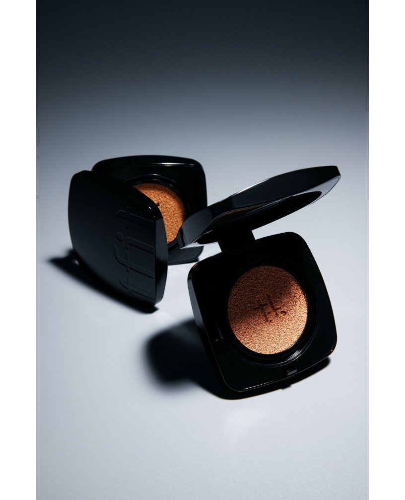 Кушон тональный с сияющим финишем 