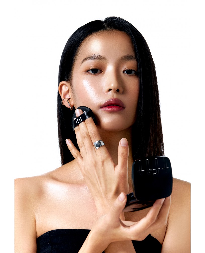 Кушон тональный с сияющим финишем 