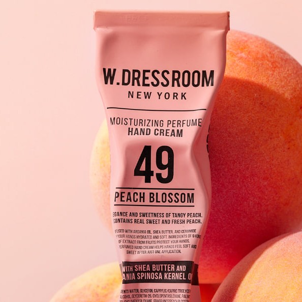 Крем для рук № 49 с запахом персика | W.Dressroom Moisturizing Perfume Hand Cream№ 49 Peach Blossom