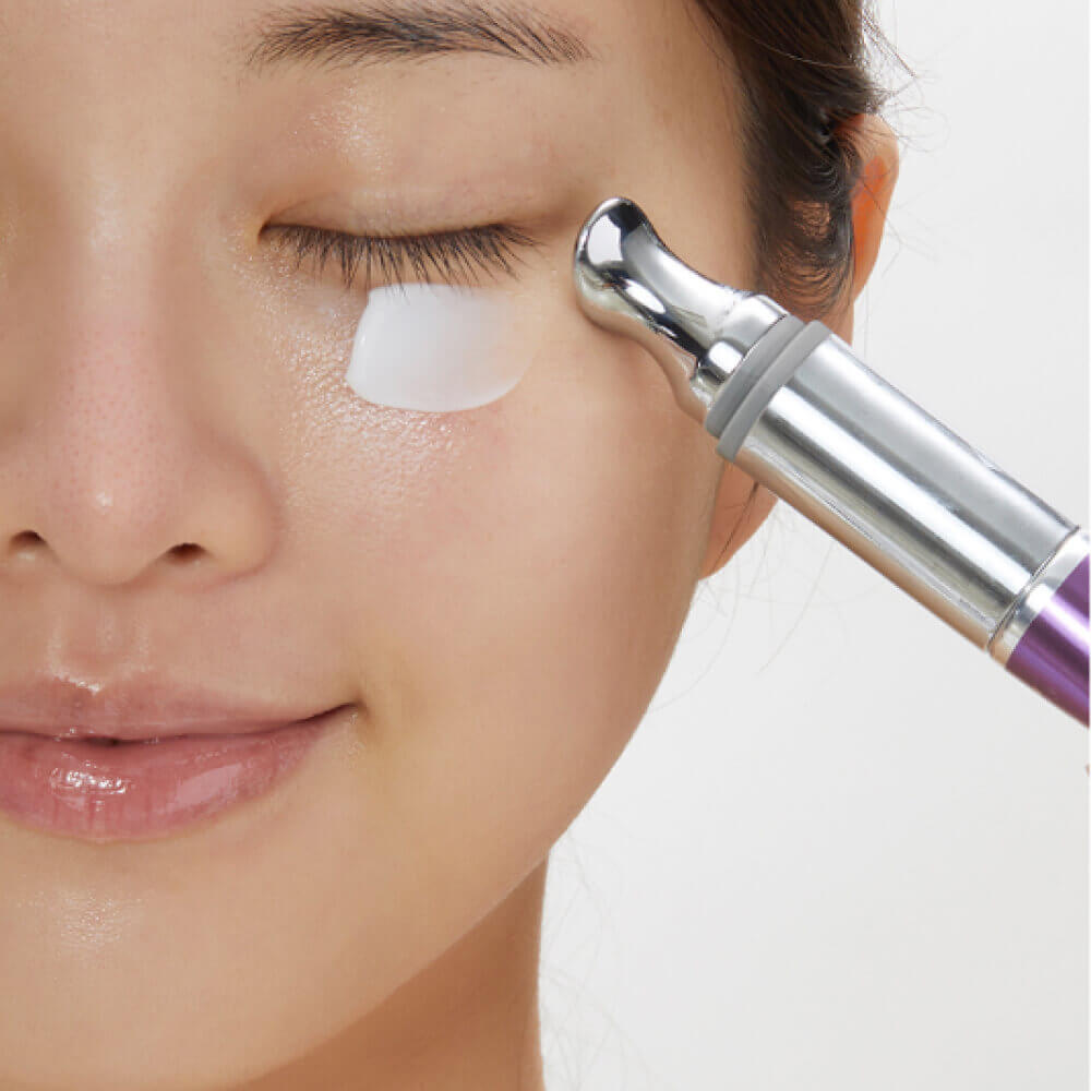 Лифтинг-крем для век с микроиглами | VT Cosmetics Reedle Shot Lifting Eye Cream 15ml