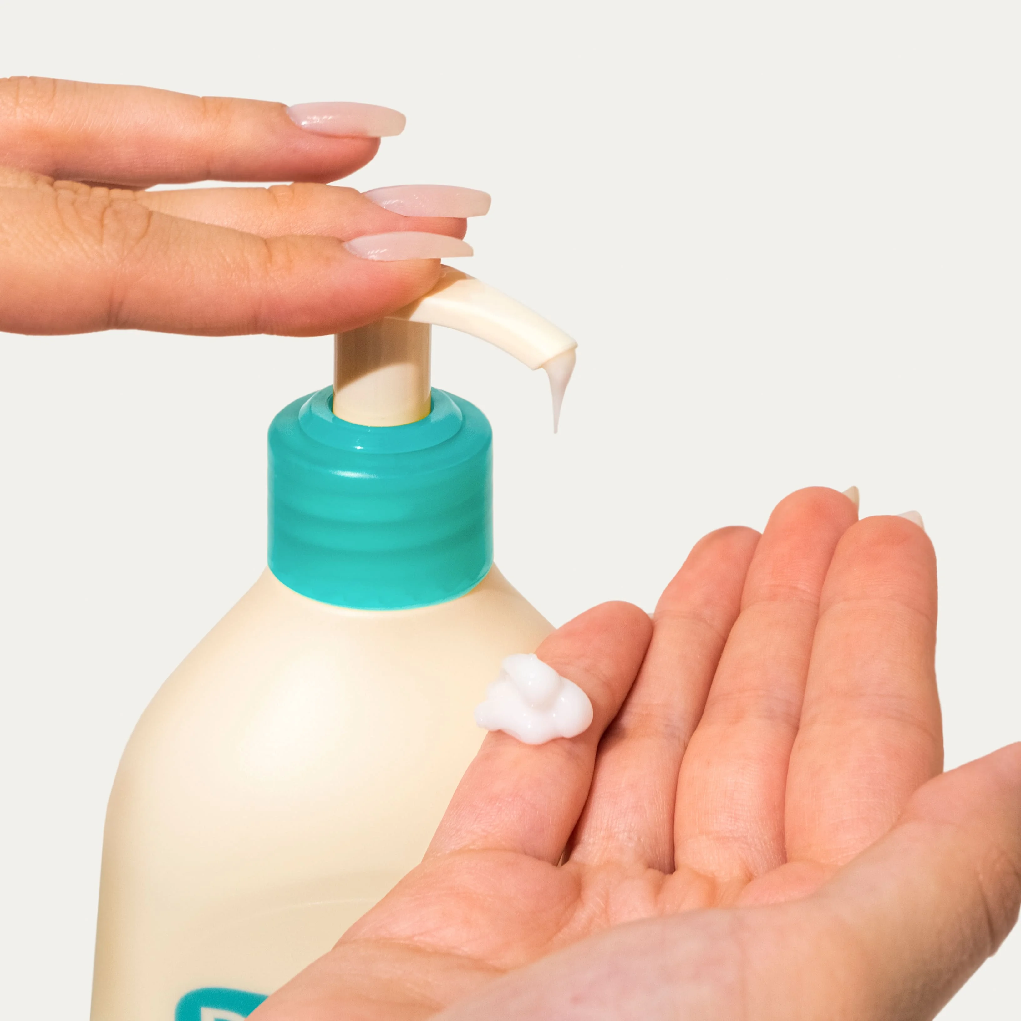 Гель для душа кремовый | Derma:B Creamy Touch Body Wash 400 ml - фото 3