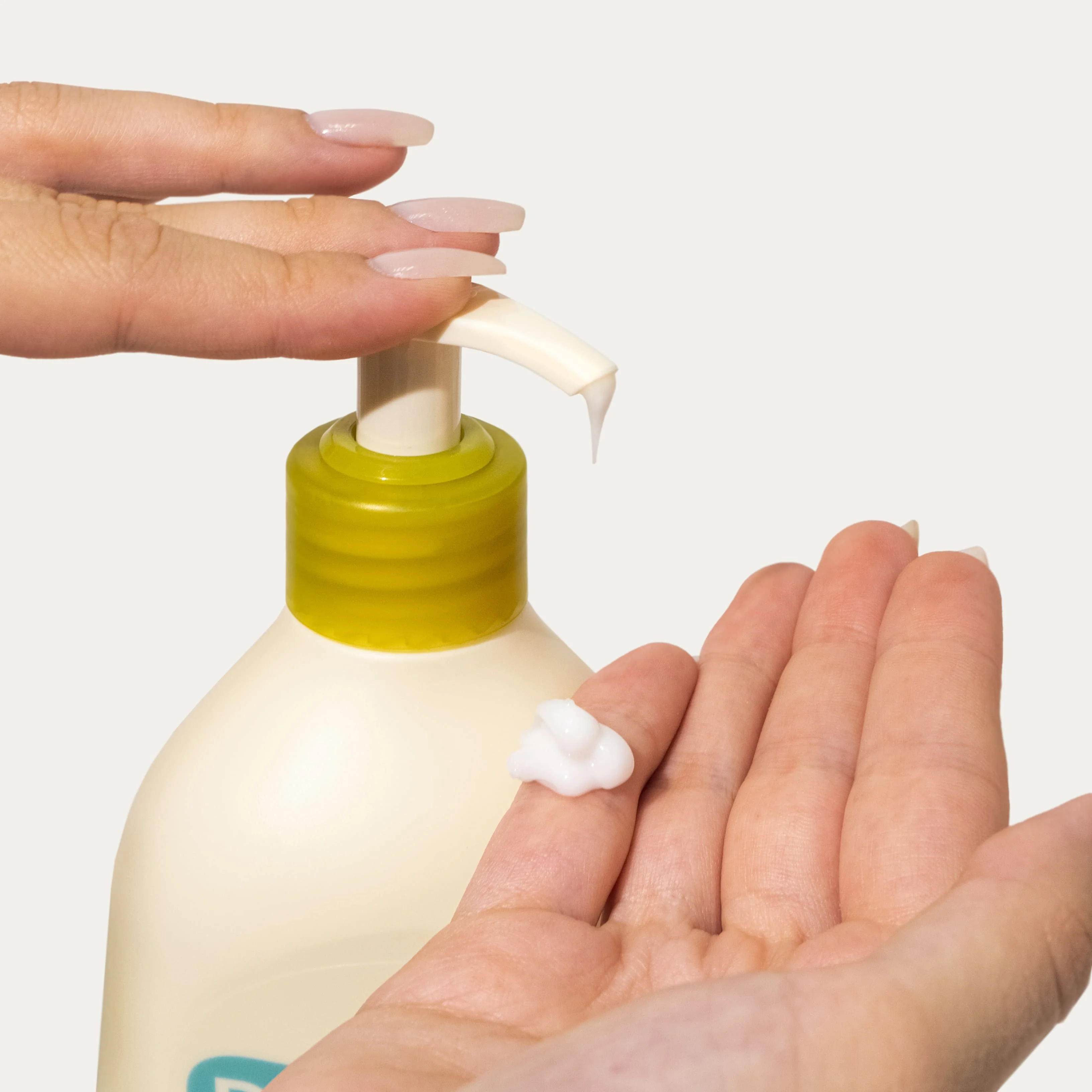 Лосьон освежающий увлажняющий  для тела | Derma:B Fresh Moisture Body Lotion 400 ml - фото 3