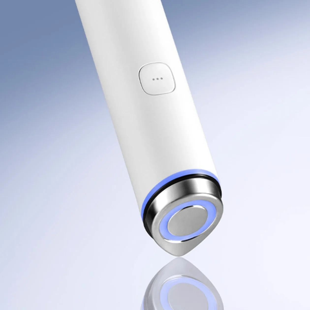 Мини-девайс премиальный для ухода за кожей лица (белый) | Medicube AGE-R Booster Pro MINI White