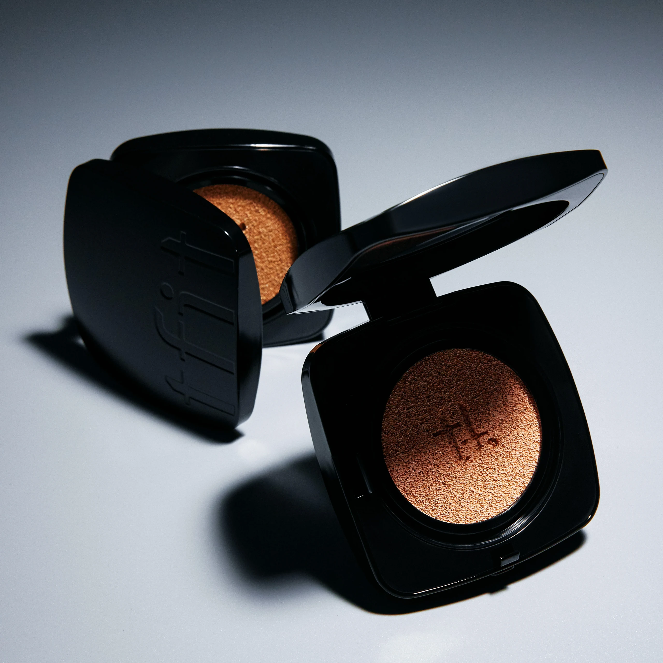 Кушон тональный с сияющим финишем | TFIT LAYERING FIT GLOW CUSHION EX C01 PORCELAIN - фото 2