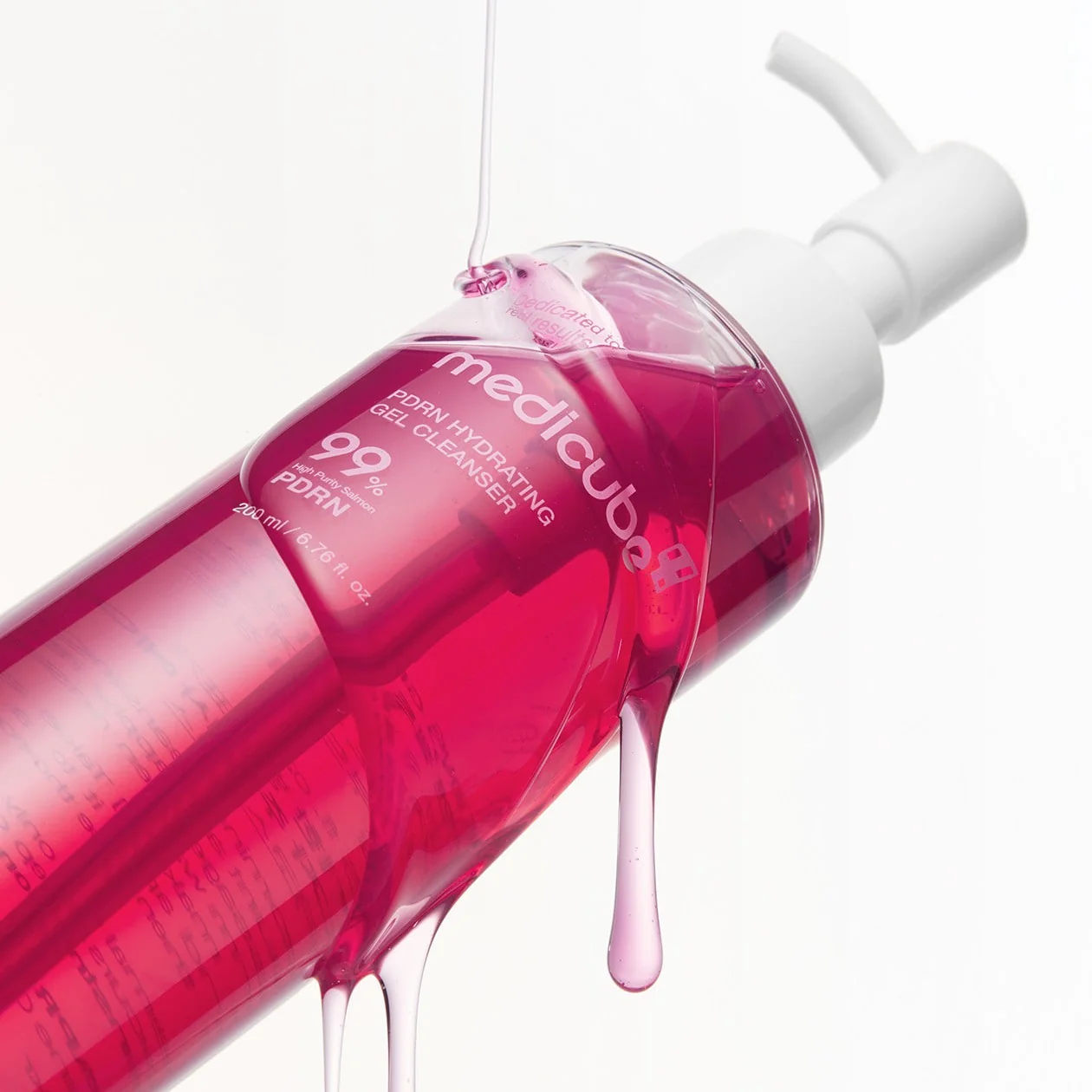 Гель для умывания увлажняющий | Medicube PDRN HYDRATING GEL CLEANSER 200ml - фото 5