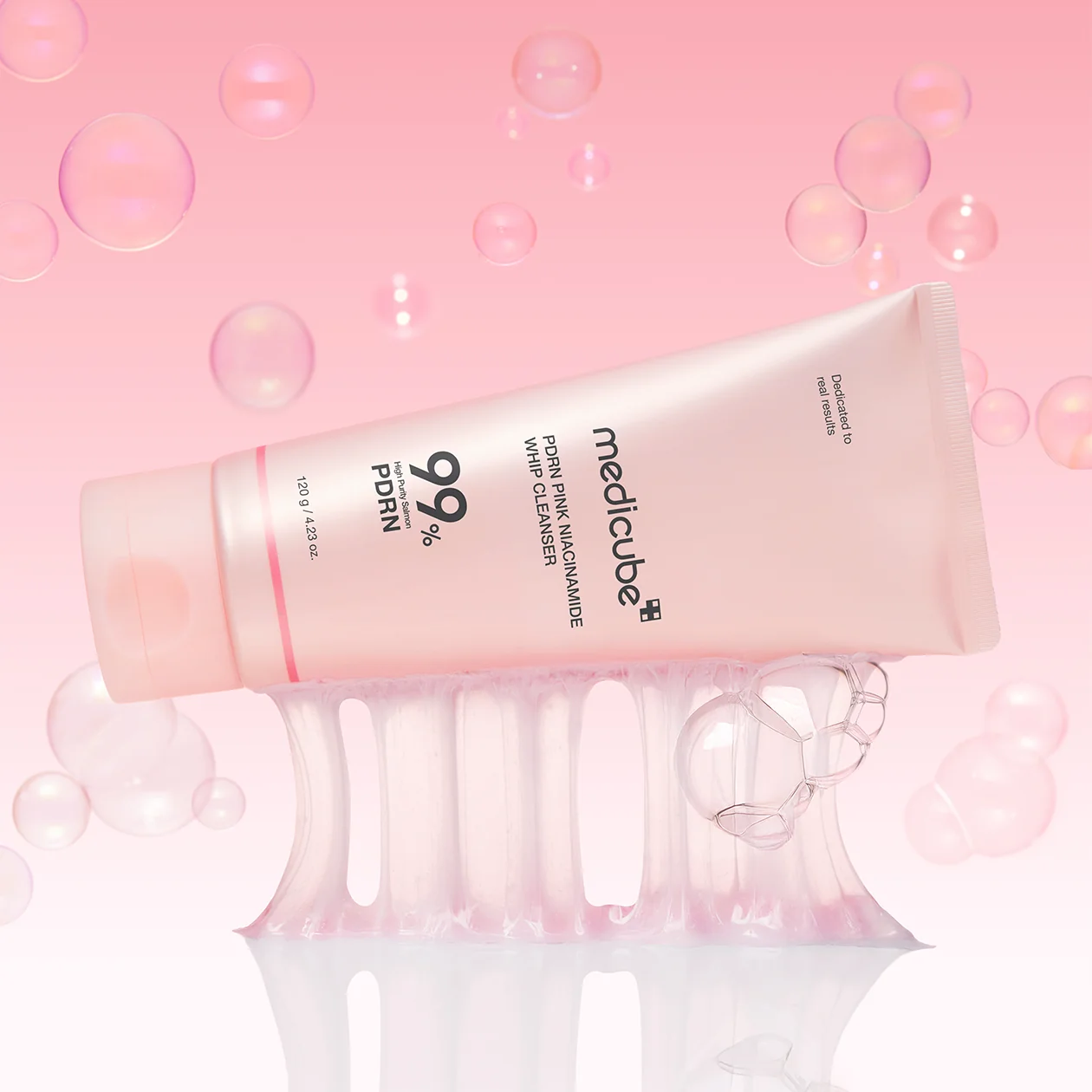 Пенка очищающая с ниацинамидом и PDRN | Medicube PDRN PINK NIACINEAMIDE WHIP CLEANSER 120g - фото 4